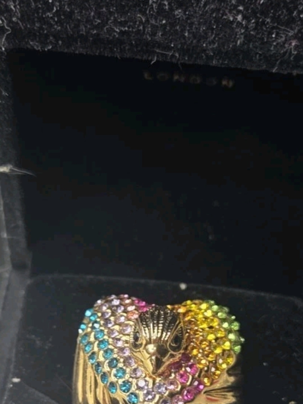 Kurt Geiger Crystal Heart Ring Nib Size 8 - Picture 6 of 9